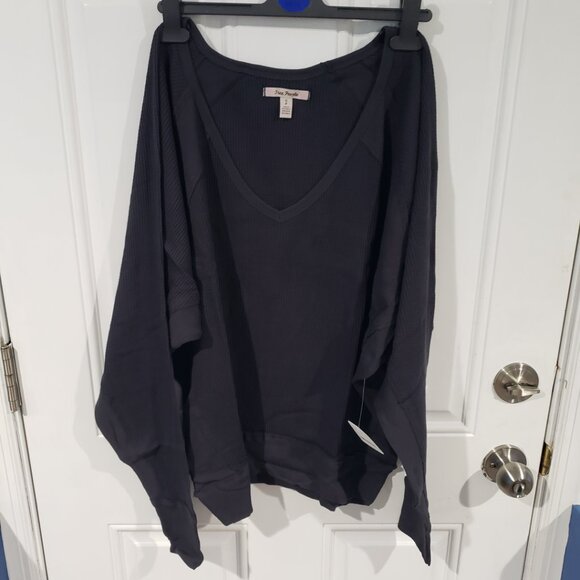 Free People Women's Santa Clara Thermal Long Sleeve Pullover Black Size S - Picture 3 of 9